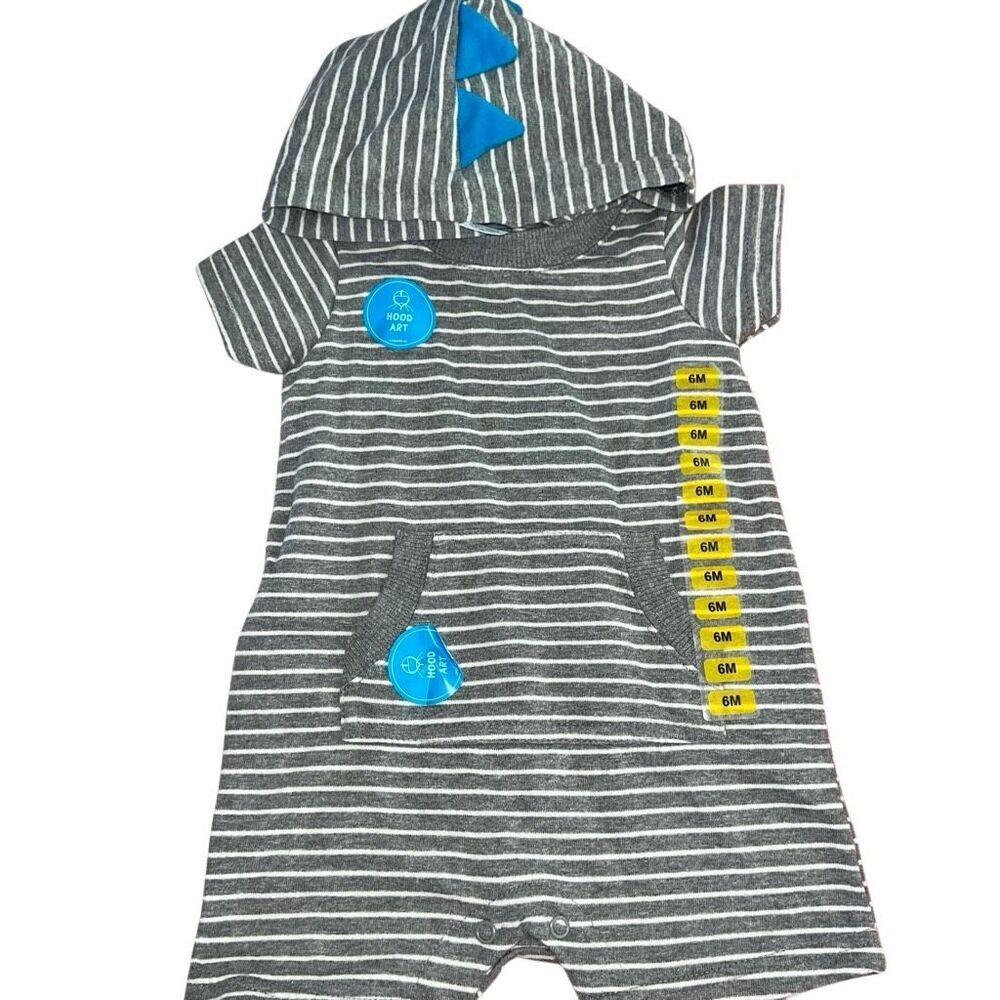 Baby clothing size 6 months thick cotton outfit Dino hood